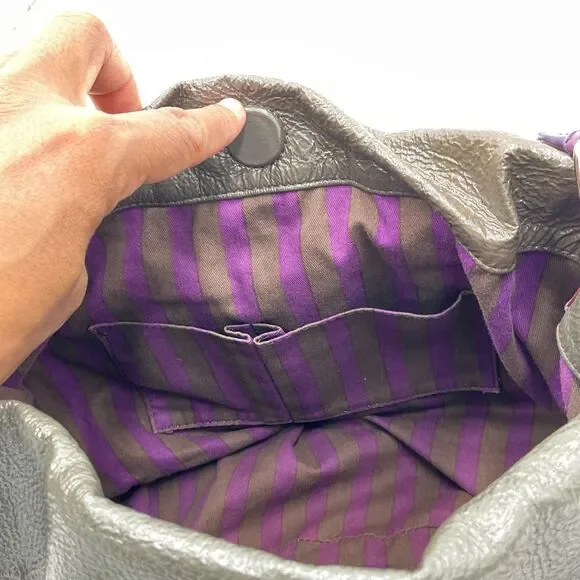 Marc By Marc Jacobs Large Patent Leather Handbag Shoulder Bag Hobo Grey Purple - Picture 13 of 15